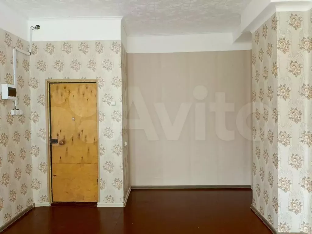Комната 16,1 м в 3-к., 1/5 эт. - Фото 1