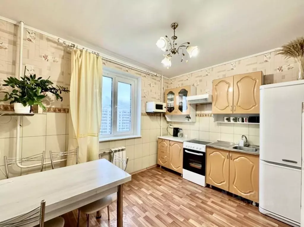 3-к кв. Курская область, Курск просп. Победы, 28 (79.2 м) - Фото 1