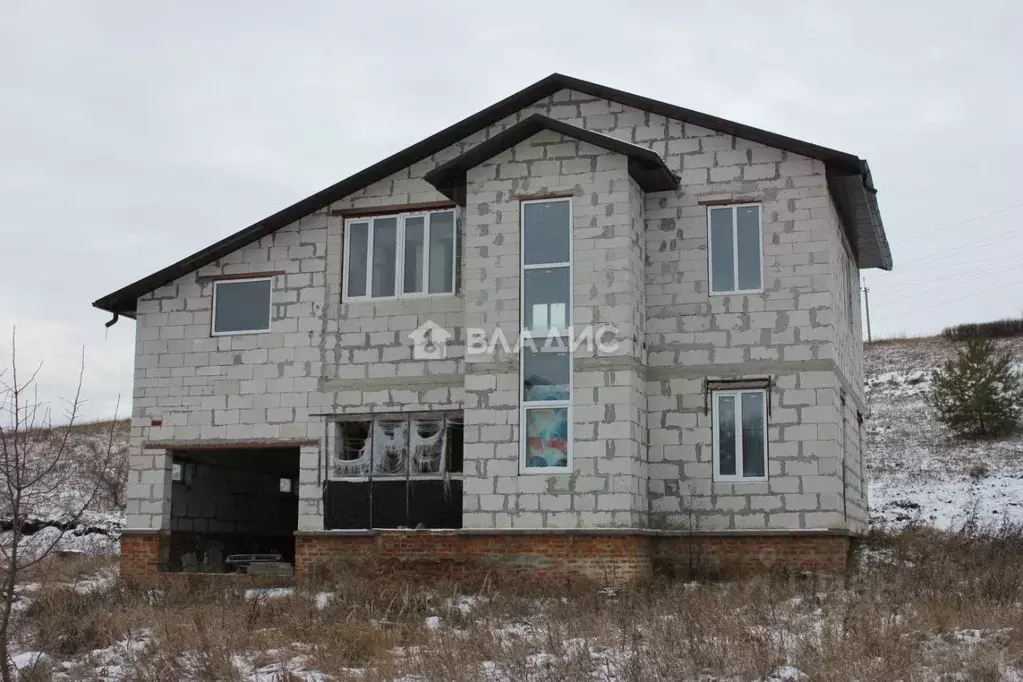 Дом в Белгородская область, Белгородский район, пос. Майский ул. ... - Фото 1