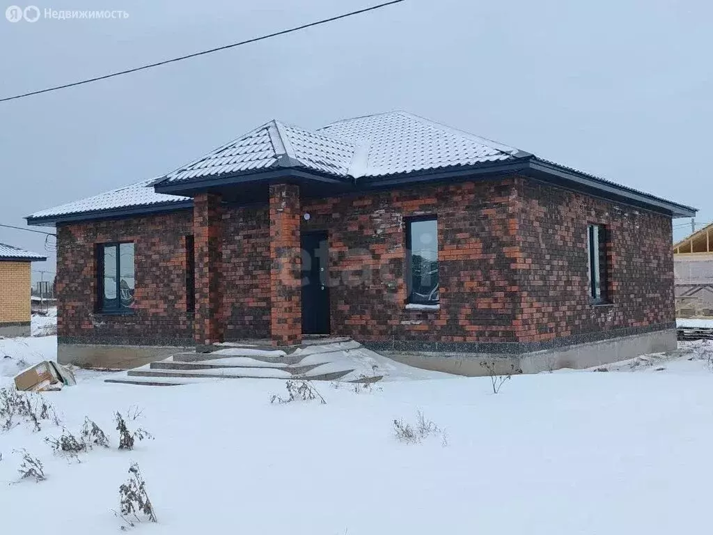 Дом в село Нижегородка, улица Афанасия Морозова (110 м) - Фото 2