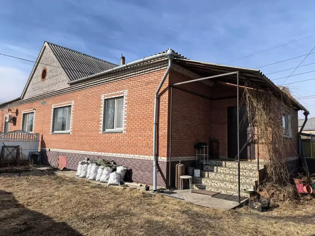 Дом в Хакасия, Абакан Светлая ул., 48/2 (227 м) - Фото 1