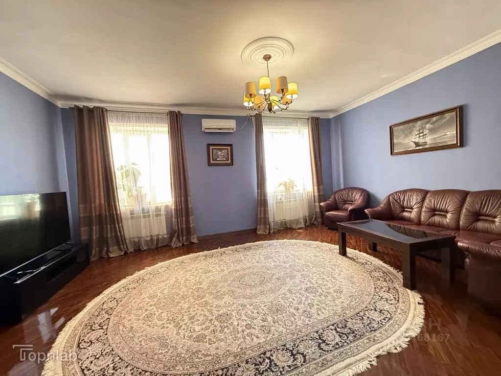 Дом в Дагестан, Махачкала ул. Ахульго (360 м) - Фото 1