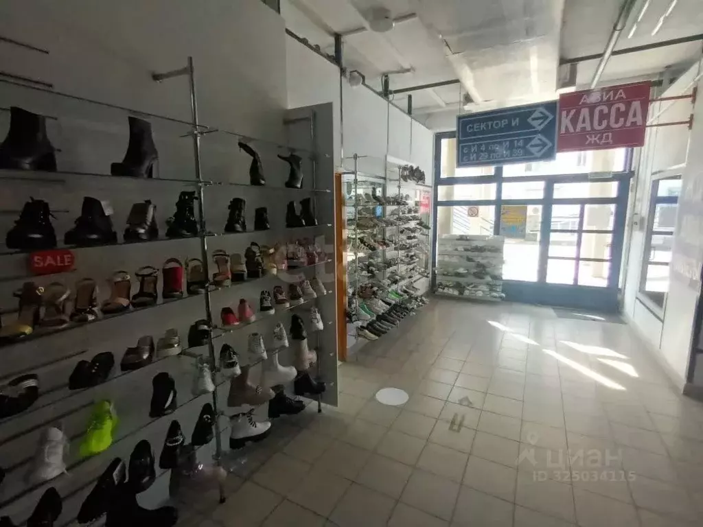 Торговая площадь в Краснодарский край, Геленджик ул. Горького, 19 (15 ... - Фото 1