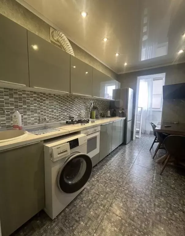 1-к кв. Адыгея, Тахтамукайский район, Старобжегокайское с/пос, Новая ... - Фото 1