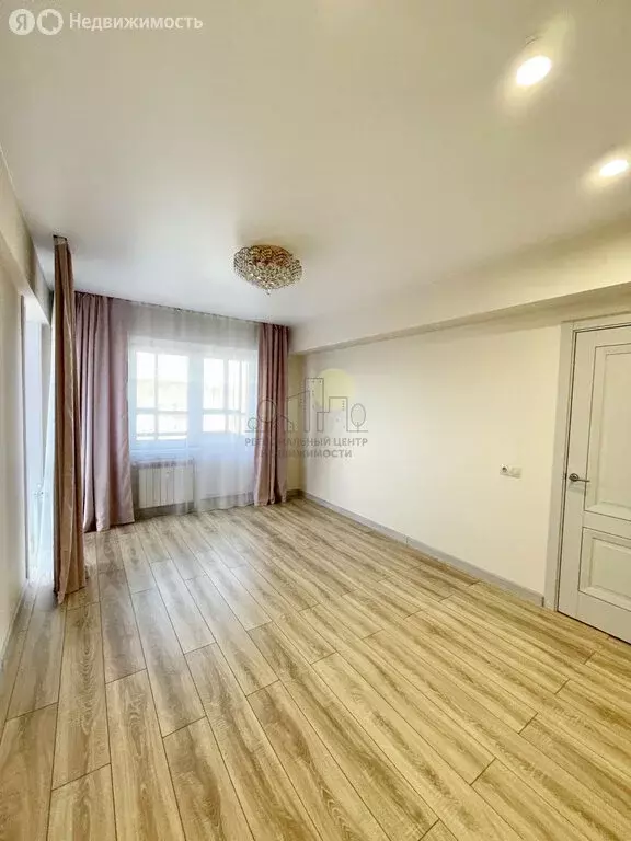 3-комнатная квартира: Иркутск, Братская улица, 7/9 (78.4 м) - Фото 1