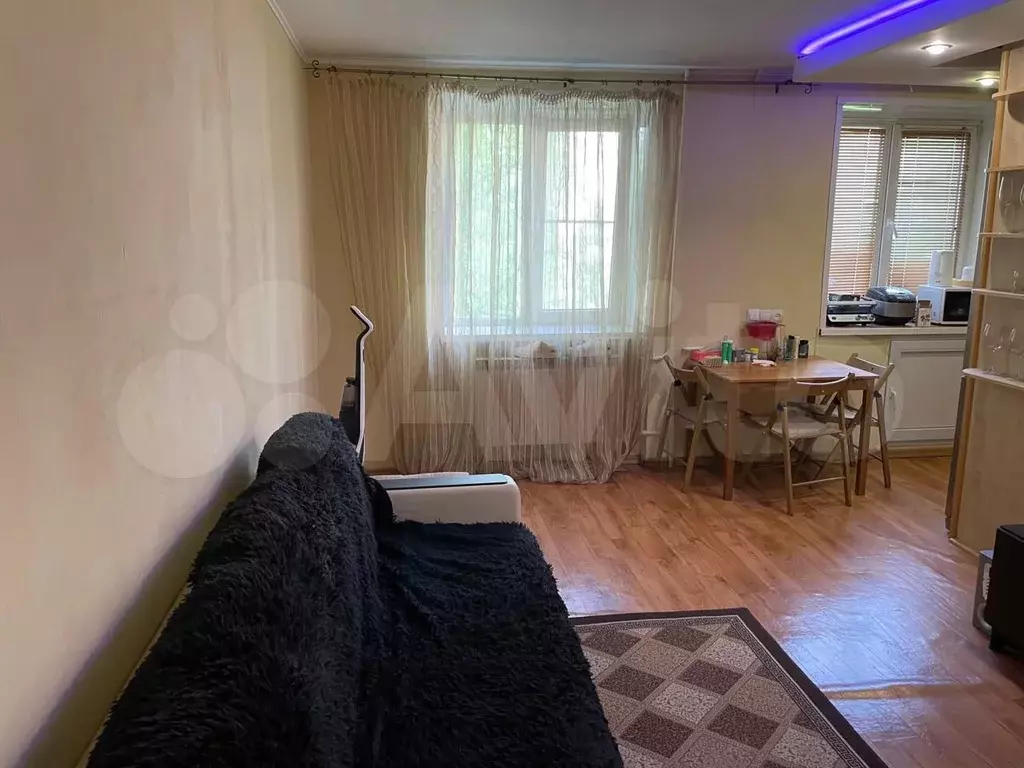 3-к. квартира, 55 м, 2/5 эт. - Фото 0