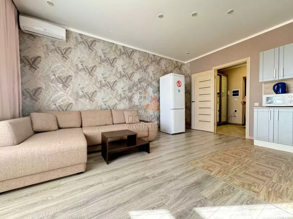 1-к кв. Татарстан, Казань ул. Азата Аббасова, 7 (30.5 м) - Фото 1