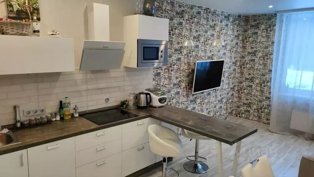 2-к кв. Свердловская область, Екатеринбург ул. Чкалова, 231 (79.3 м) - Фото 2