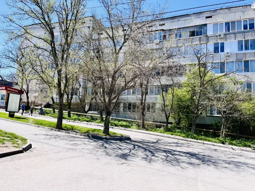 3-к кв. Крым, Феодосия ул. Челнокова, 66 (66.0 м) - Фото 1