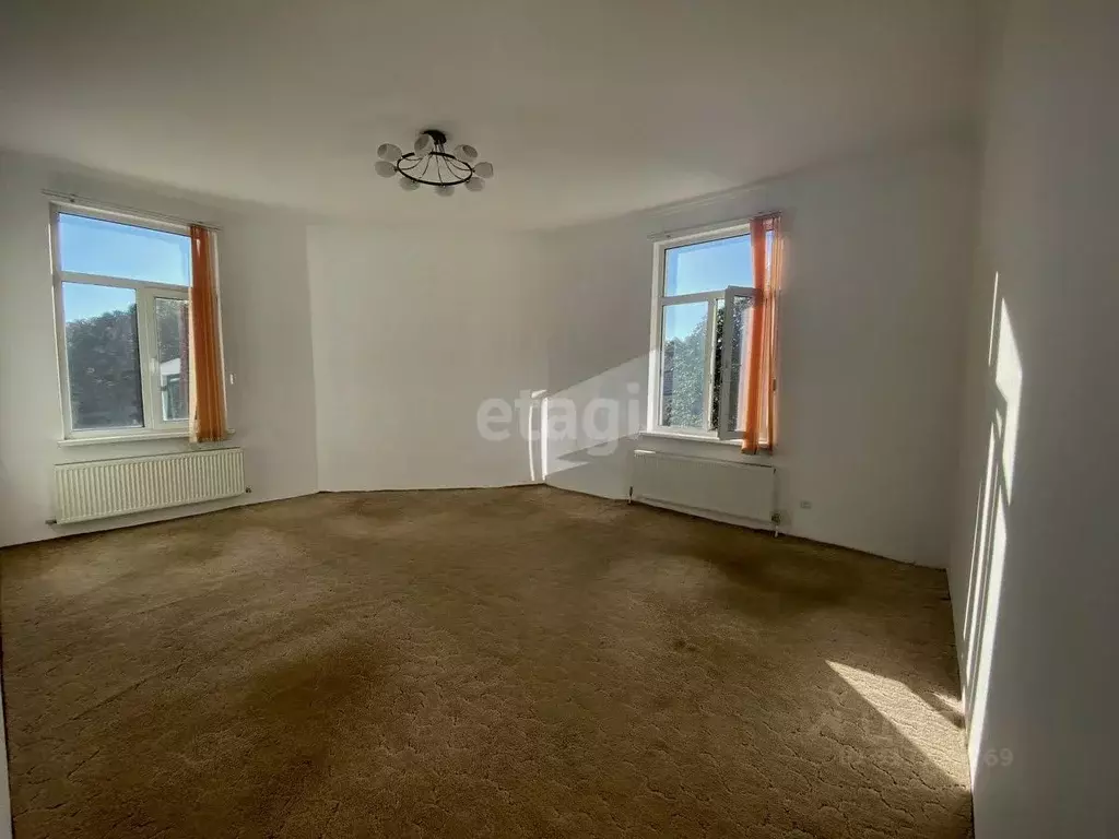 4-к кв. Крым, Симферополь ул. Турецкая (166.0 м) - Фото 0