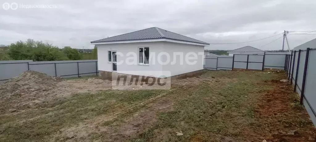 Дом в Курский район, Моковский сельсовет, деревня 1-я Моква, ... - Фото 0