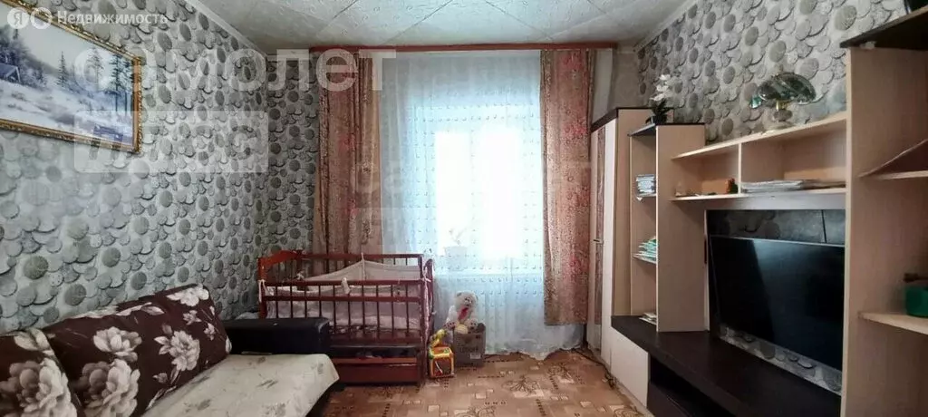 2-комнатная квартира: Переволоцкий, Ленинская улица, 84 (33 м) - Фото 1