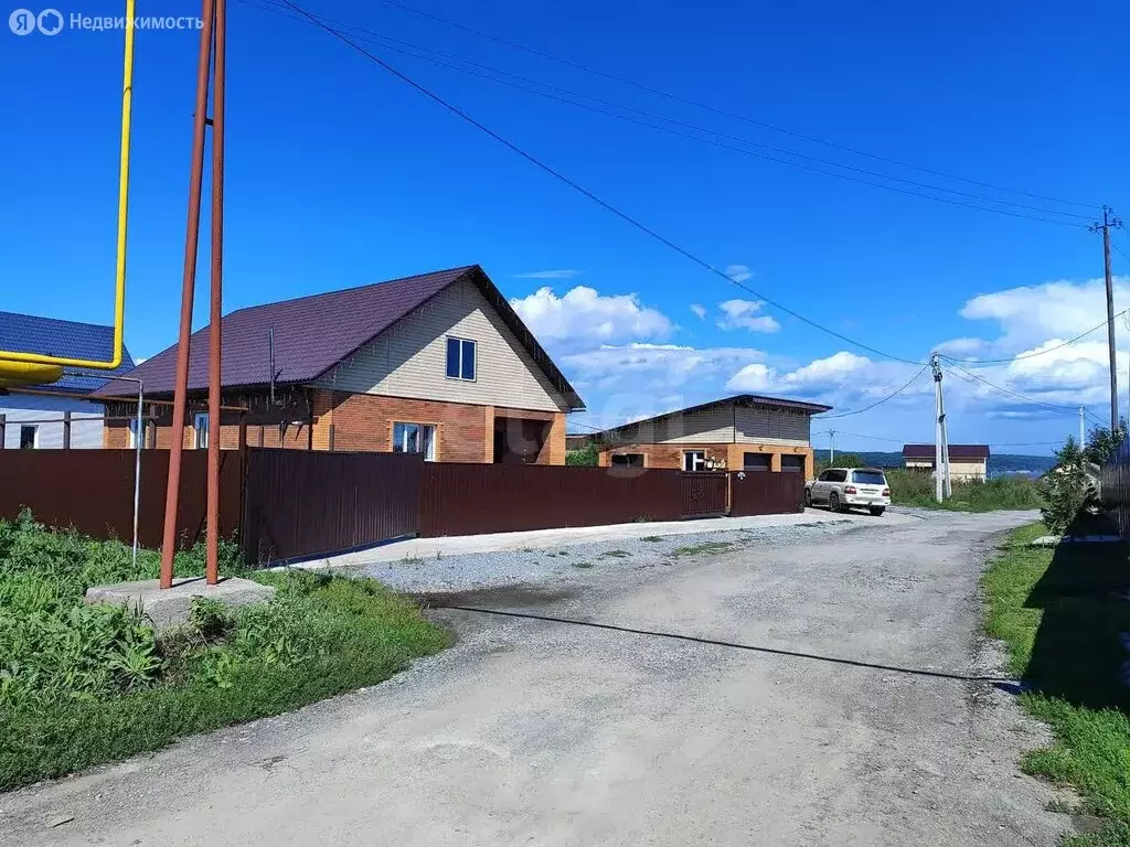 Дом в Искитимский район, Мичуринский сельсовет, деревня Бердь, ... - Фото 0