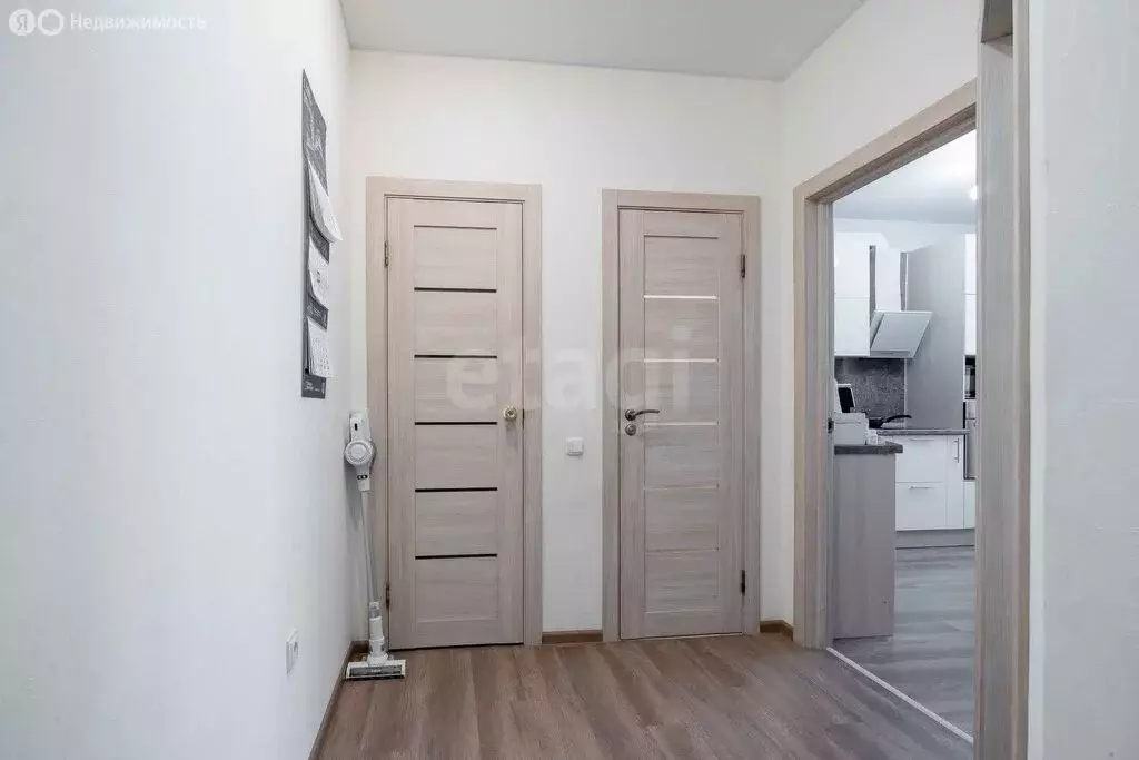 3-комнатная квартира: Кудрово, Областная улица, 3 (61.5 м) - Фото 1