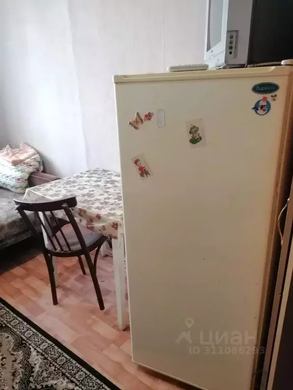 Комната Алтайский край, Барнаул Тимуровская ул., 37 - Фото 1