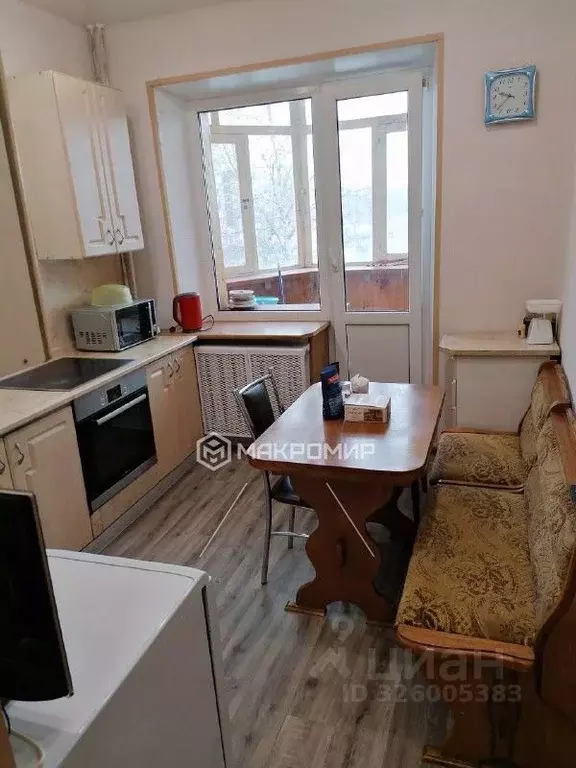 2-к кв. Ханты-Мансийский АО, Сургут просп. Мира, 32 (59.6 м) - Фото 1