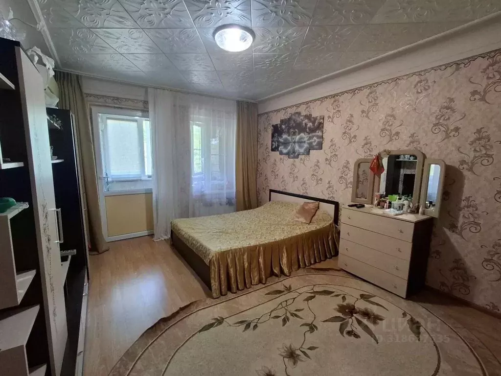 3-к кв. Краснодарский край, Абинский район, Ахтырское городское ... - Фото 0