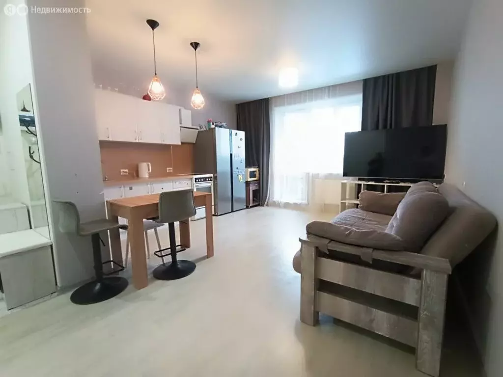 3-комнатная квартира: Челябинск, улица Университетская Набережная, 59 ... - Фото 1