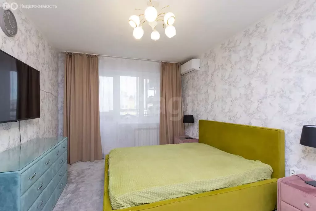 3-комнатная квартира: Тюмень, Лесопарковая улица, 15 (65 м) - Фото 1