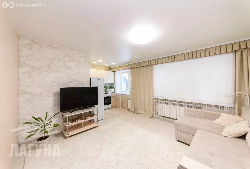 3-комнатная квартира: Томск, переулок Нахимова, 12 (54.5 м) - Фото 2