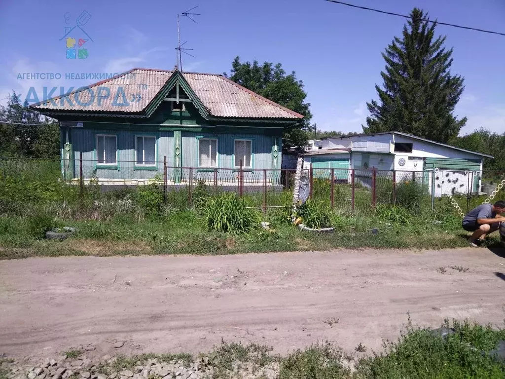 Дом в Алтайский край, Барнаул городской округ, пос. Черницк ул. ... - Фото 1