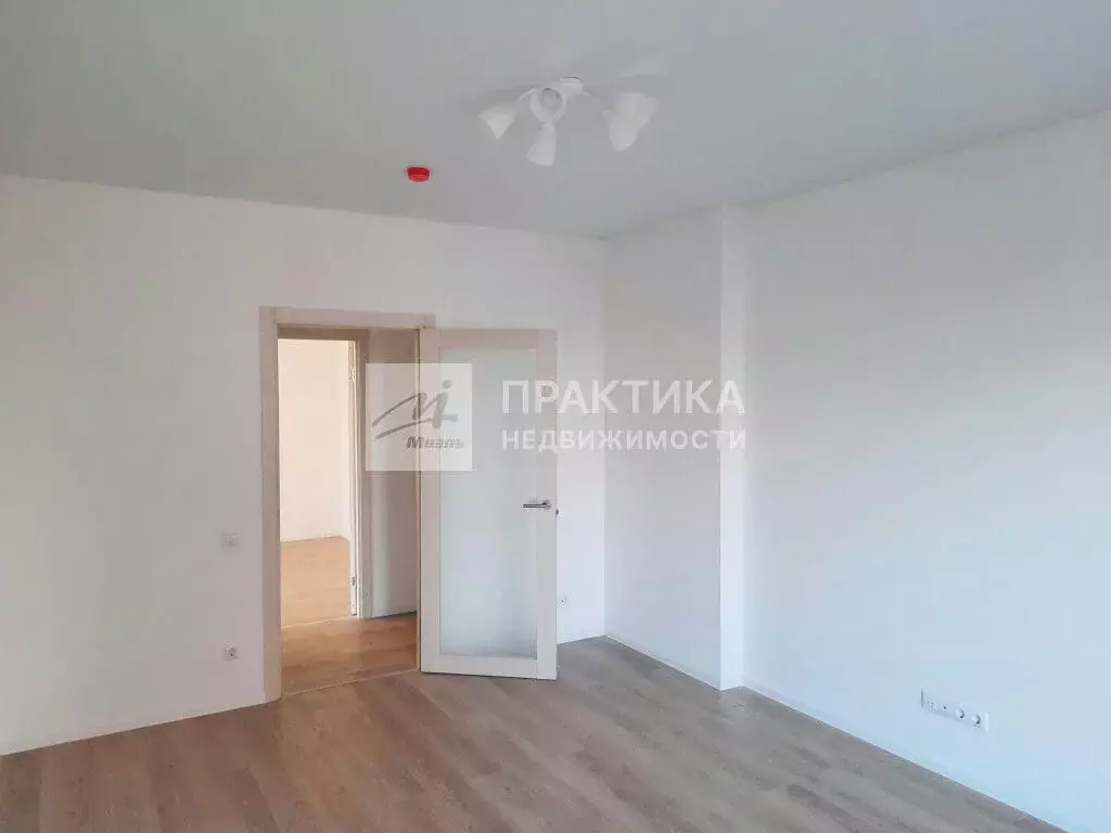 Продается 3-комнатная квартира - Фото 2