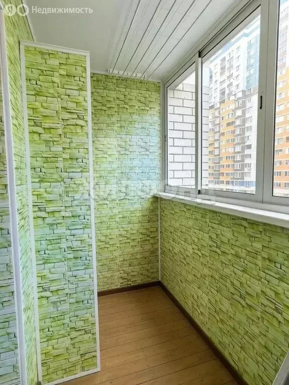 1-комнатная квартира: Брянск, улица Комарова, 59 (40 м) - Фото 1