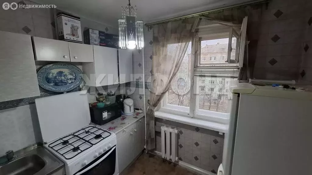 2-комнатная квартира: Верхняя Салда, улица Карла Маркса, 5А (43.6 м) - Фото 2