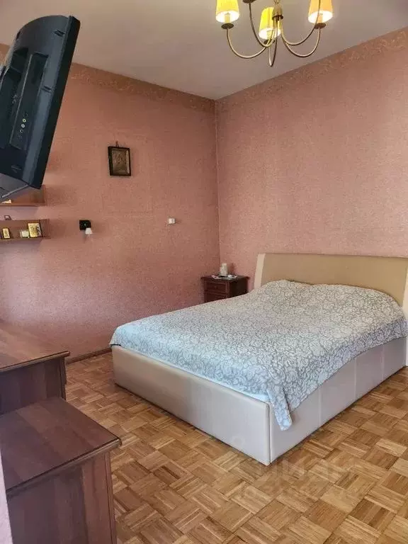3-к кв. Калининградская область, Калининград Красная ул., 7 (90.0 м) - Фото 0