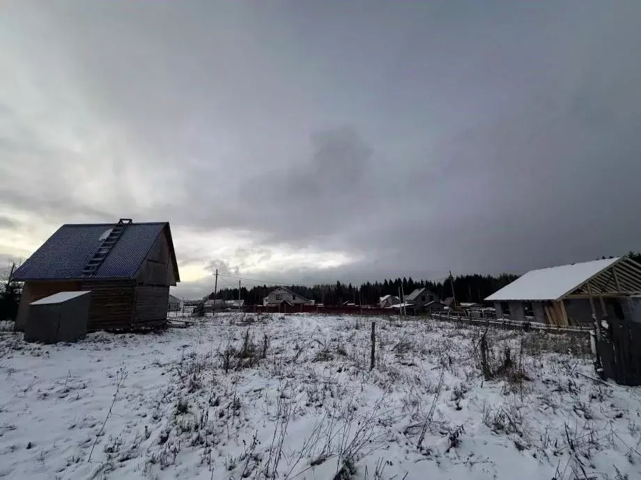 Участок в Пермский край, Березники ул. Жемчужная, 10 (15.0 сот.) - Фото 1