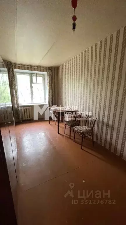 3-к кв. Брянская область, Дятьково 12-й мкр, 1 (62.4 м) - Фото 1