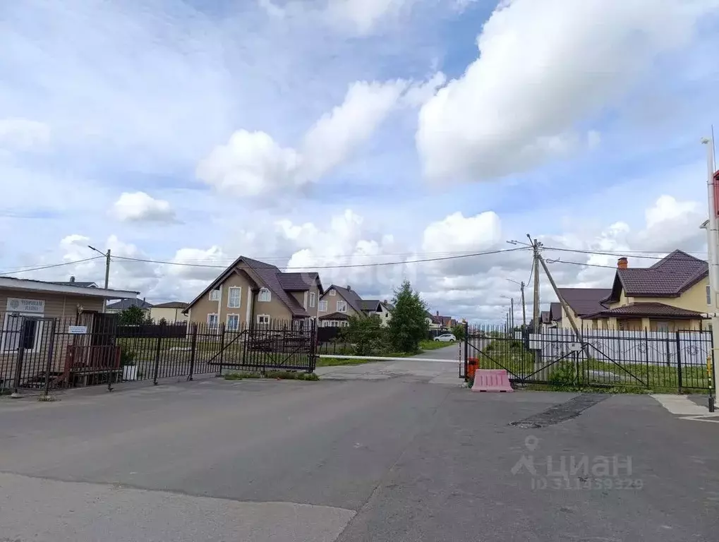 Участок в Ленинградская область, Тосненский район, Федоровское ... - Фото 1