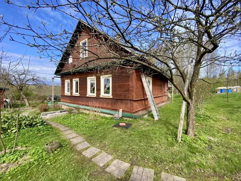 Дом в Псковская область, Гдовский район, Черневская волость, д. ... - Фото 1