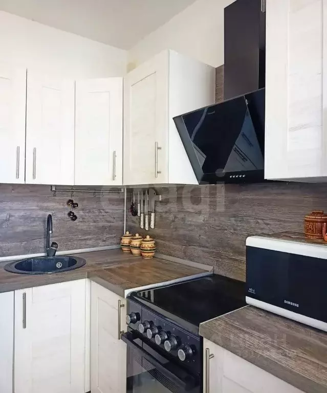 2-к кв. Тюменская область, Тюмень ул. Мельникайте, 94 (40.0 м) - Фото 1