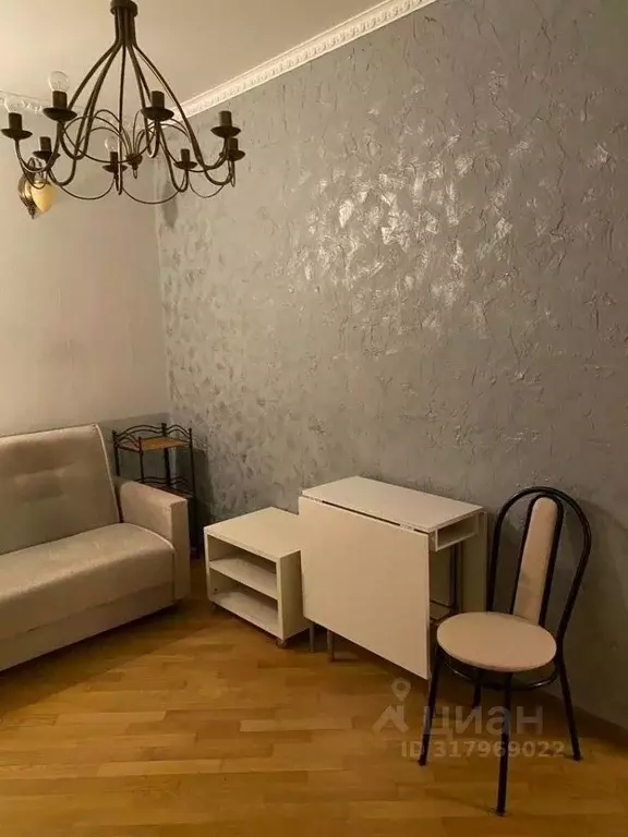 Комната Москва ул. Саморы Машела, 8к2 (12.0 м) - Фото 1