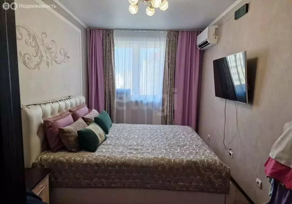 2-комнатная квартира: Тюмень, улица Пермякова, 81 (52.6 м) - Фото 1