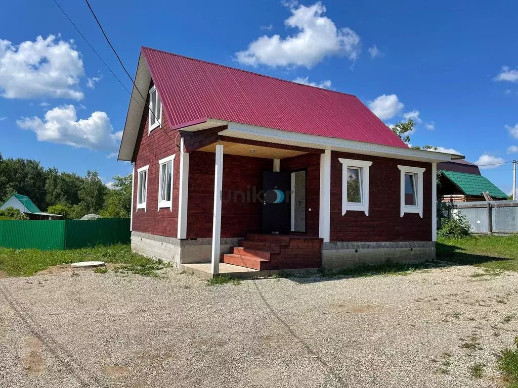 Дом в Башкортостан, Иглинский сельсовет, с. Иглино ул. ... - Фото 1