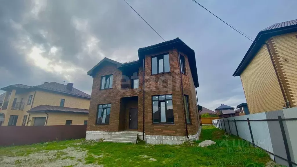 Дом в Брянская область, Брянский район, Снежское с/пос, с. Толмачево ... - Фото 1