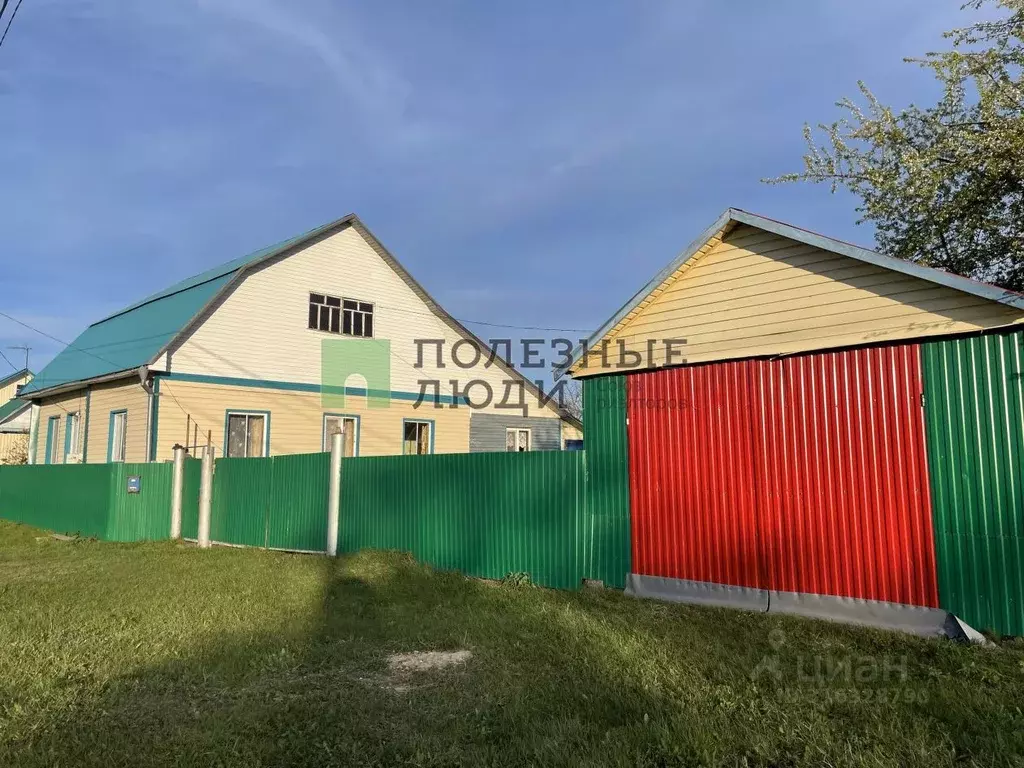 Дом в Башкортостан, Нуримановский район, Новокулевский сельсовет, с. ... - Фото 0