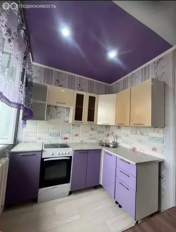 3-комнатная квартира: село Вагай, улица Стройгородок, 4 (55.6 м) - Фото 1