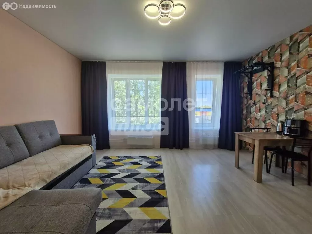 Квартира-студия: Ишим, улица Калинина, 112 (26.4 м) - Фото 1