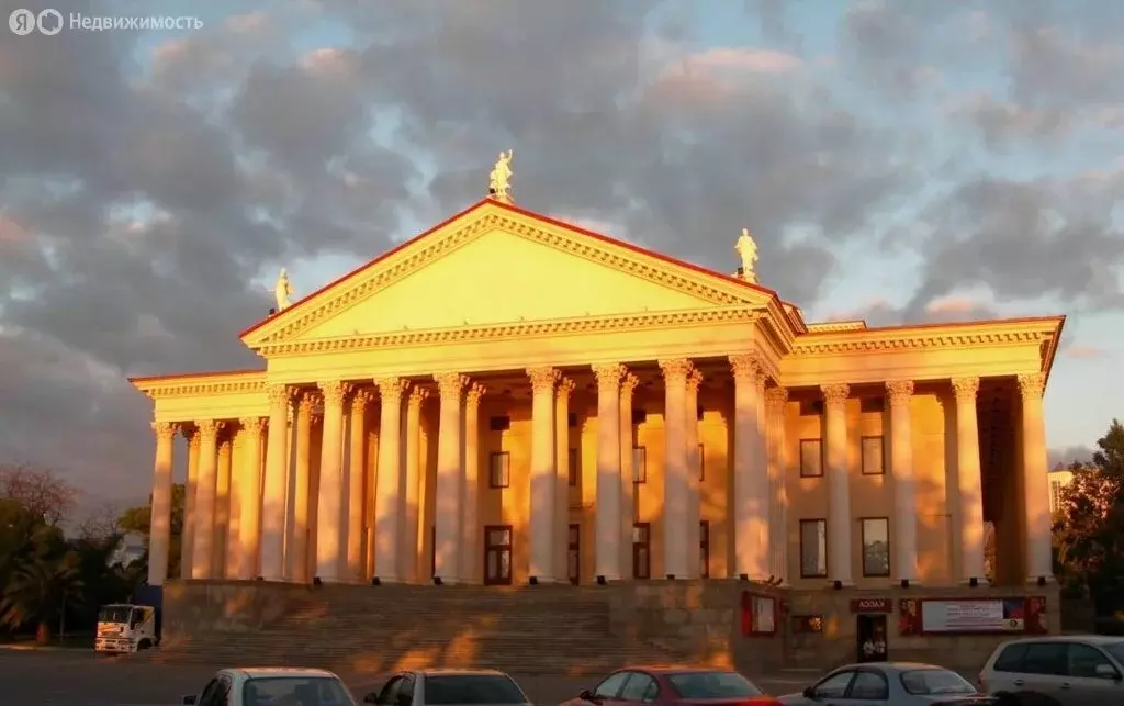 3-комнатная квартира: Сочи, Курортный проспект, 59 (80 м) - Фото 0