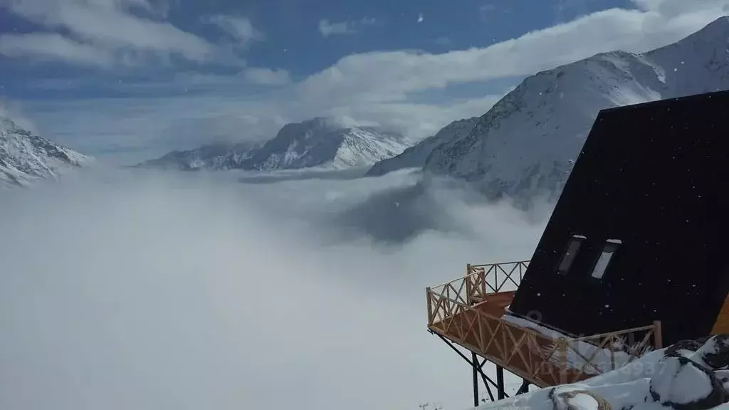 Дом в Кабардино-Балкария, Эльбрусский район, с. Терскол, Горнолыжного ... - Фото 0