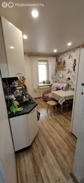 1-комнатная квартира: Киров, Первомайский район, улица МОПРа, 25к2 (34 ... - Фото 0