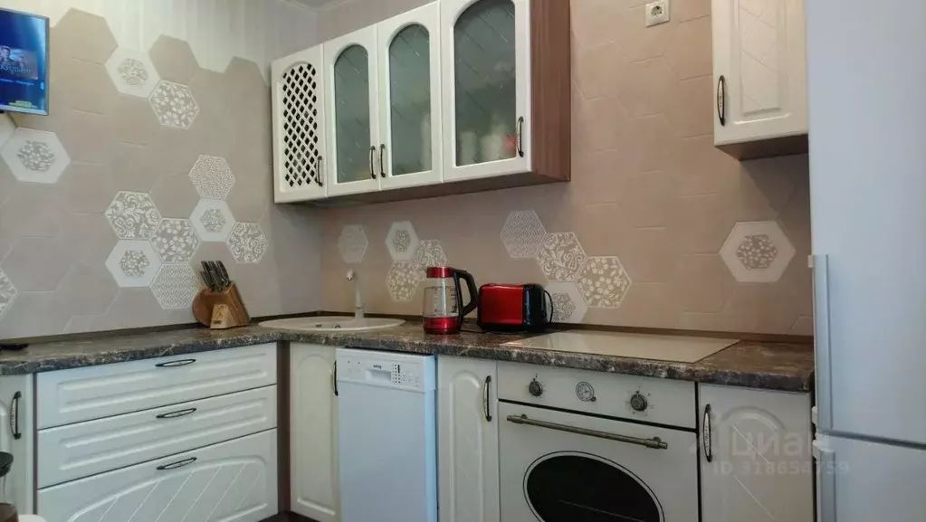 1-к кв. Свердловская область, Екатеринбург ул. Краснолесья, 137 (39.3 ... - Фото 0