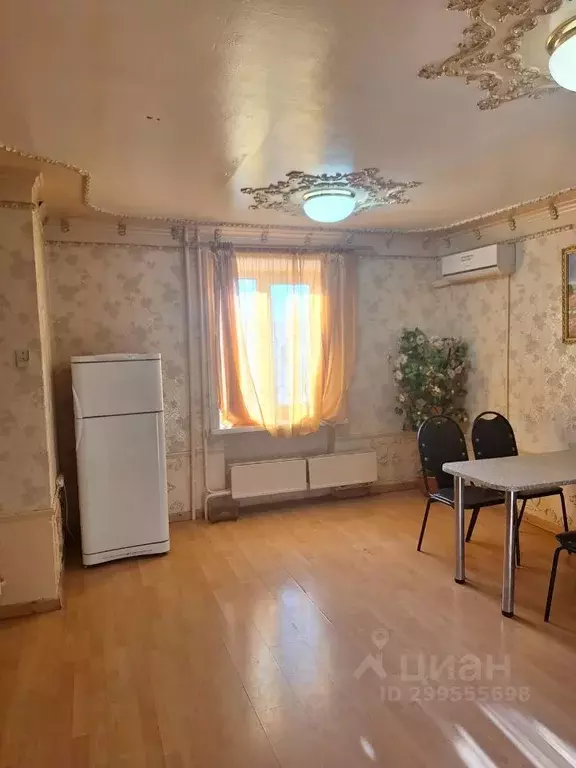 3-к кв. Волгоградская область, Волгоград ул. Розы Люксембург, 5 (107.7 ... - Фото 1