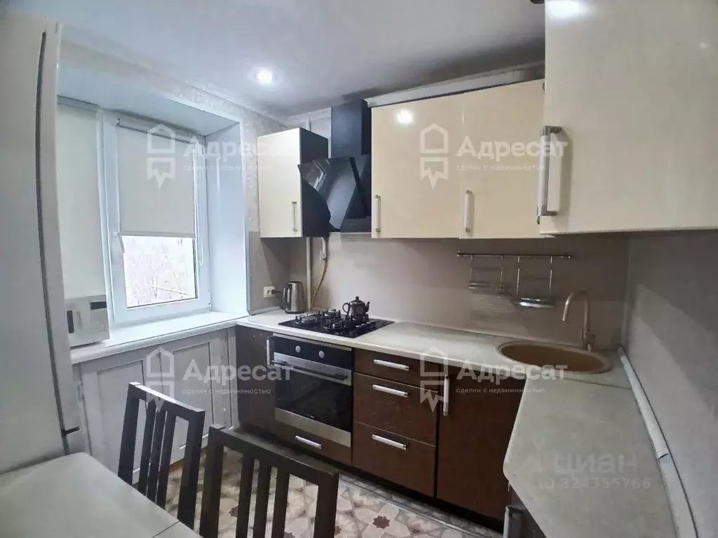 2-к кв. Волгоградская область, Волгоград ул. Фадеева, 31 (42.0 м) - Фото 1