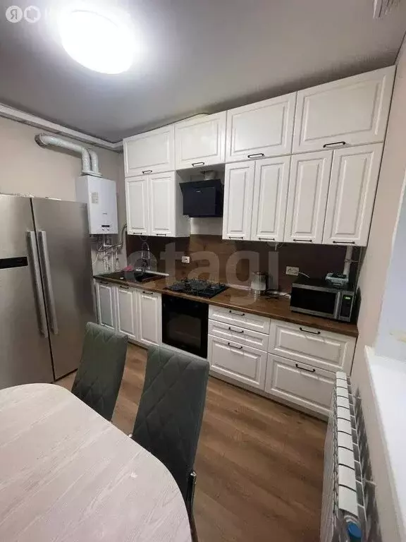 1-комнатная квартира: Петровский, Петровская улица, 2 (32 м) - Фото 2