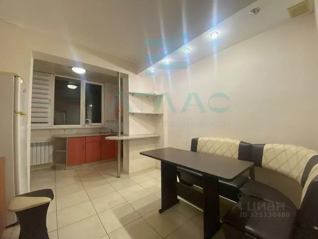 2-к кв. Крым, Симферополь ул. 1-й Конной армии, 17Б (50.8 м) - Фото 1