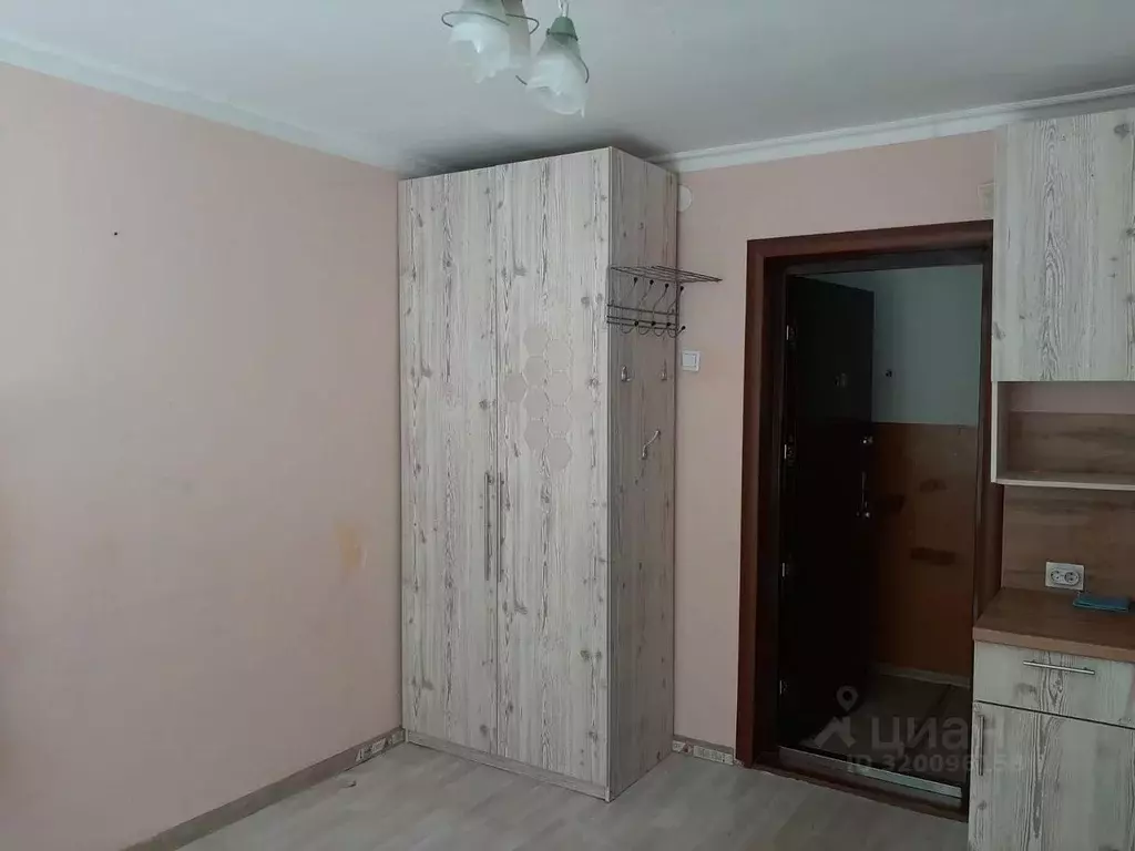 Комната Красноярский край, Красноярск ул. Ломоносова, 94А (13.0 м) - Фото 1